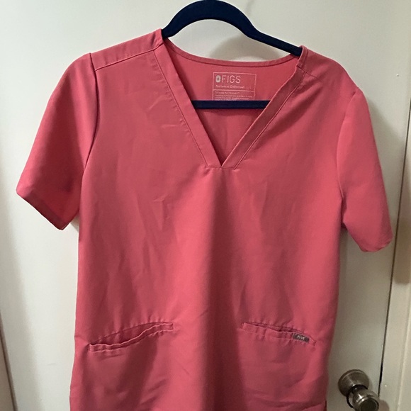 Figs V-Neck Pink Short Sleeve Top - Picture 1 of 4